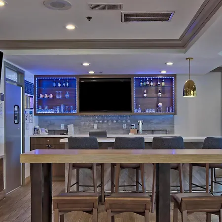 Hilton Garden Inn Livermore-3